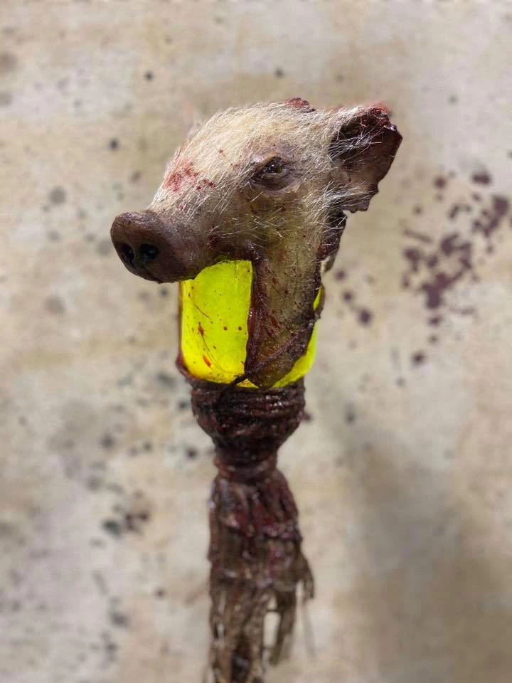 6' Lighted Pig Head Swamp Stick 4 6' Lighted Pig Head Swamp Stick - Image 2