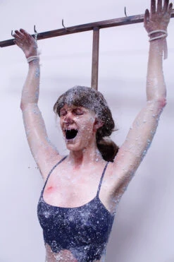 Frozen Agatha Hanging Body -Bloodline Effects Store 60a069 cf019d60517a4e1d8b92b9fa645361efmv2