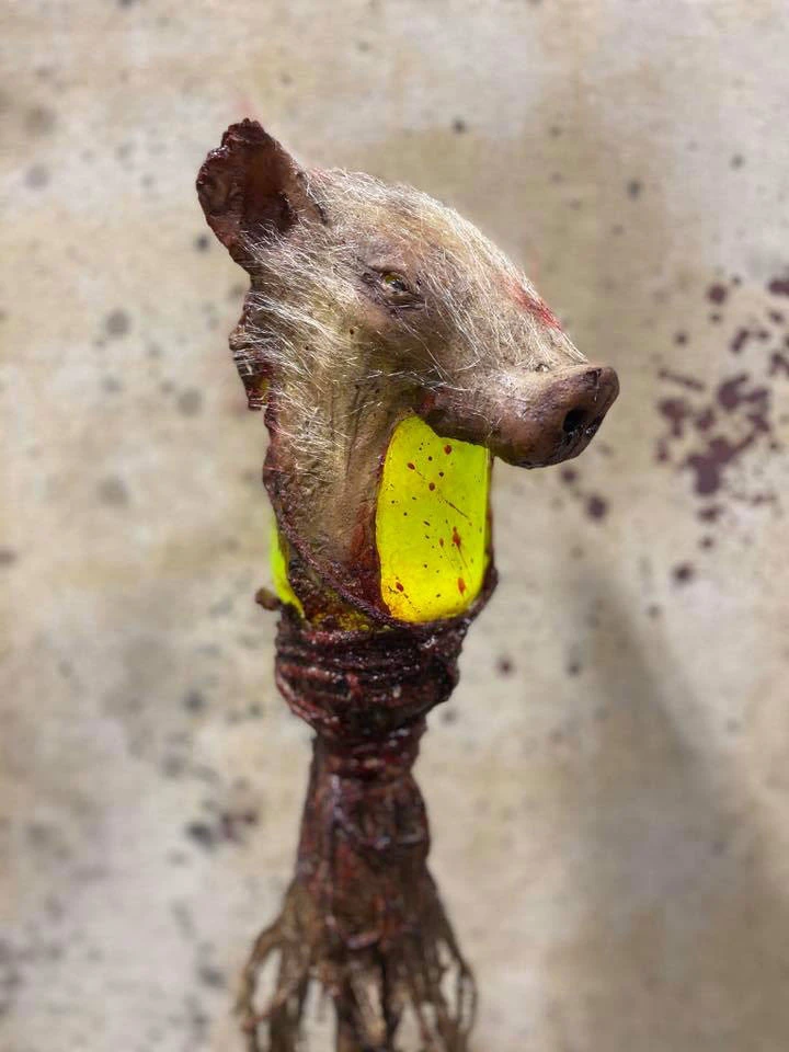 6' Lighted Pig Head Swamp Stick 5 6' Lighted Pig Head Swamp Stick - Image 3