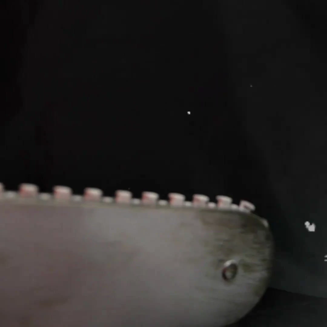 THE TEXAS CHAINSAW MASSACRE (1974) - CHAINSAW PROP WITH SOUND 3 THE TEXAS CHAINSAW MASSACRE (1974) - CHAINSAW PROP WITH SOUND