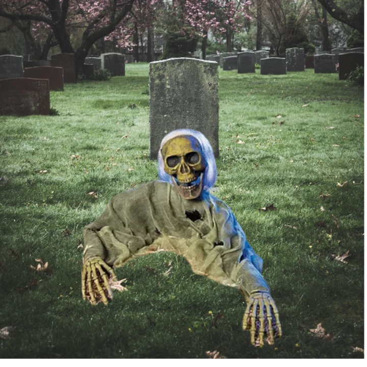 Grave-BreakerReaper In Moss Shroud 3 Grave-BreakerReaper In Moss Shroud