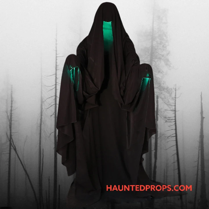 Hooded Phantom Animatronic 4 Hooded Phantom Animatronic - Image 2