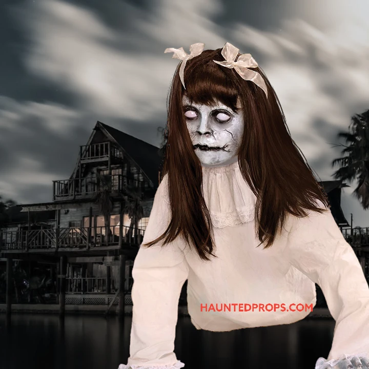 Crawling Possessed Girl 3 Crawling Possessed Girl