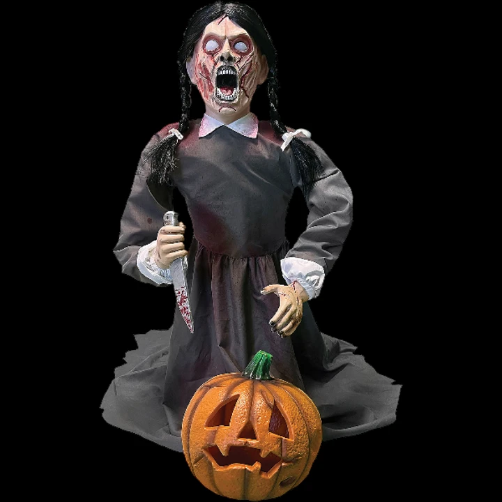 Lunging Pumpkin Carver 5 Lunging Pumpkin Carver - Image 3