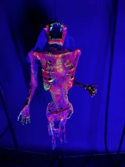 BLACKLIGHT RED GHOST -Bloodline Effects Store 82c588 adf87881f9234e518c3195a29223cd70mv2