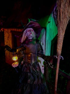 Thee Witch Static Prop